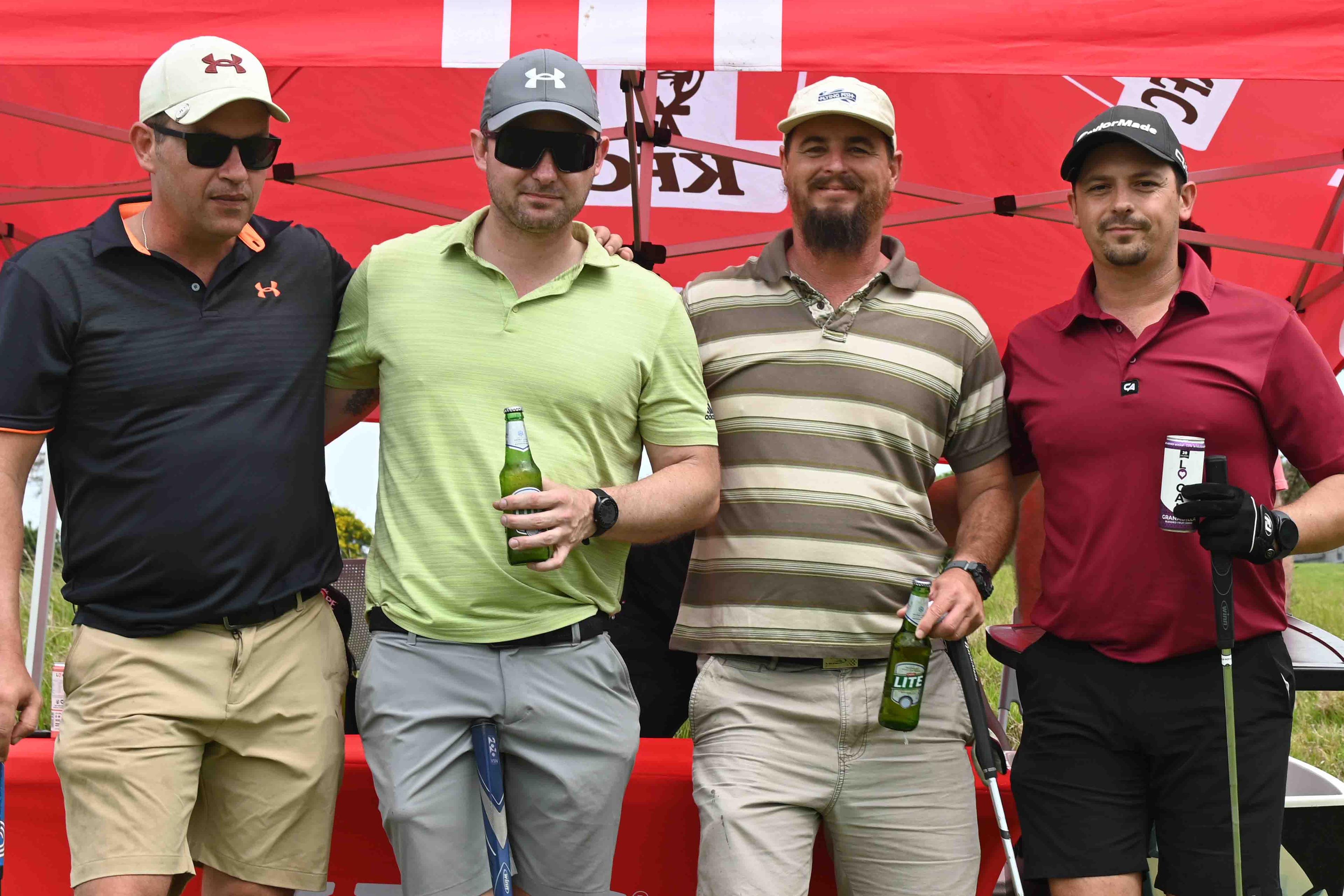 Team photo on the course